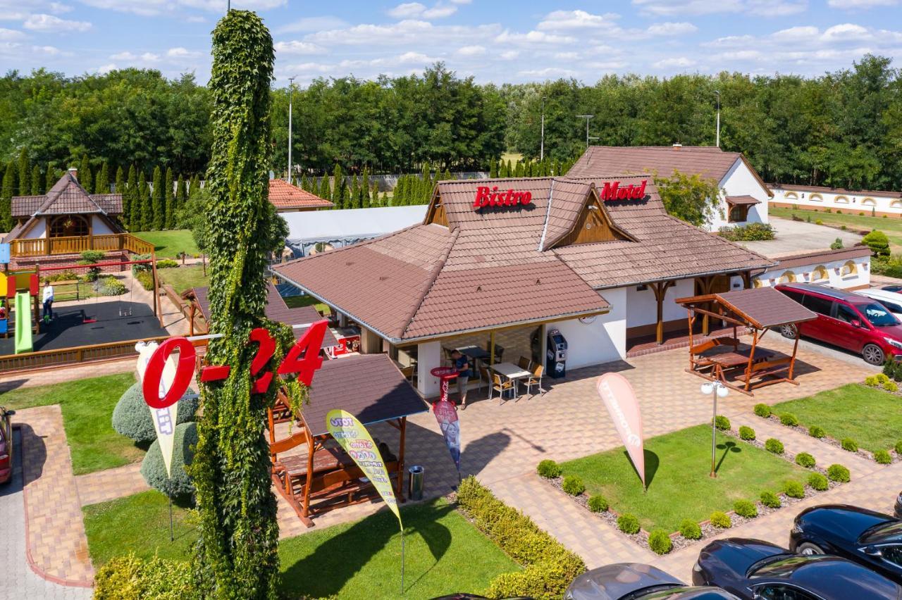 Hotel Csalanosi Vendeghaz Kecskemét Exterior foto