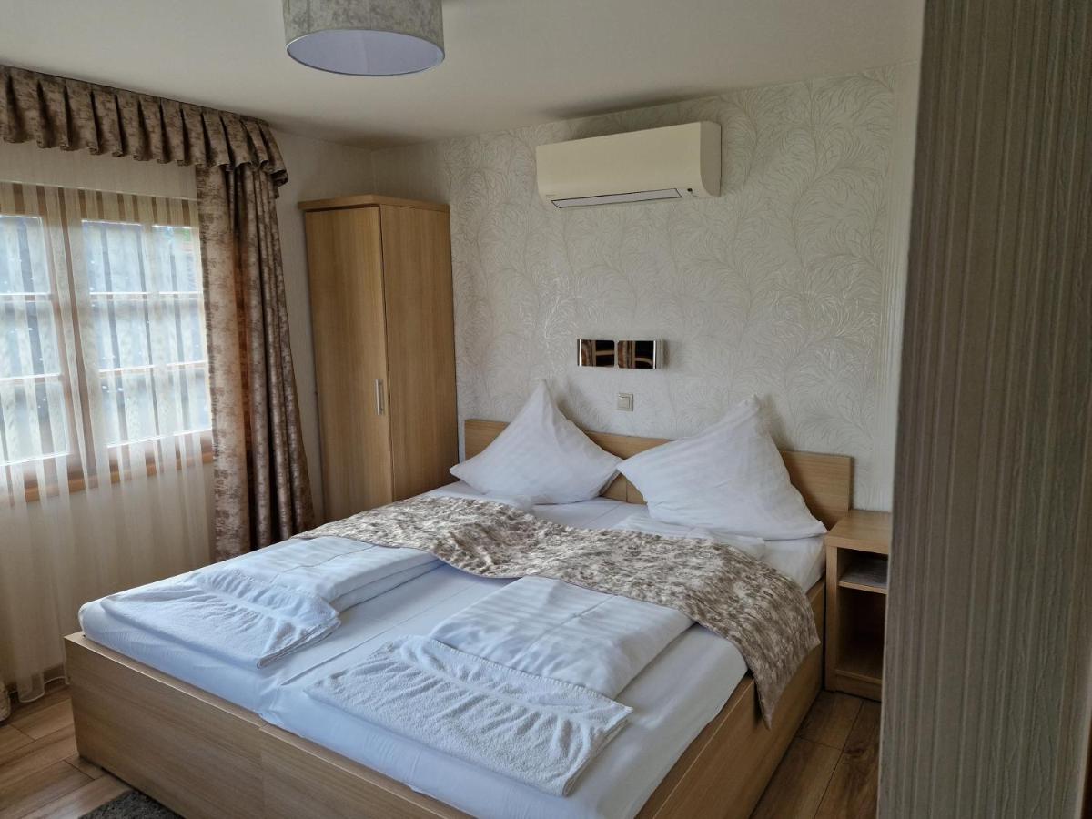 Hotel Csalanosi Vendeghaz Kecskemét Exterior foto