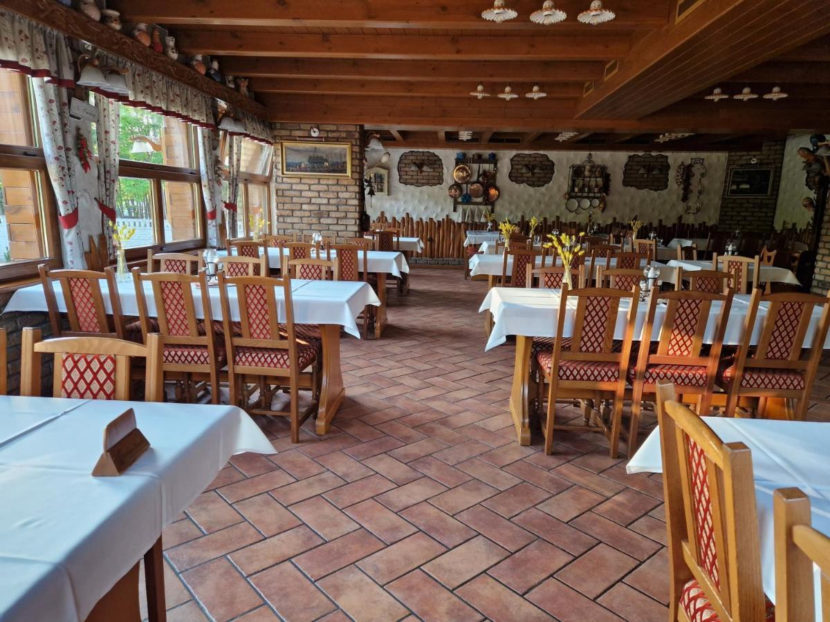 Hotel Csalanosi Vendeghaz Kecskemét Exterior foto